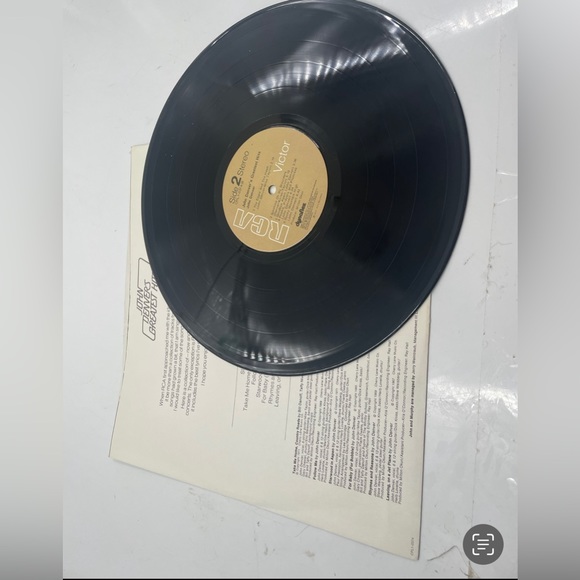 Vintage John Denver's Greatest Hits Vinyl LP RCA CPL1-0374-1973 EX/EX++. - Picture 3 of 4